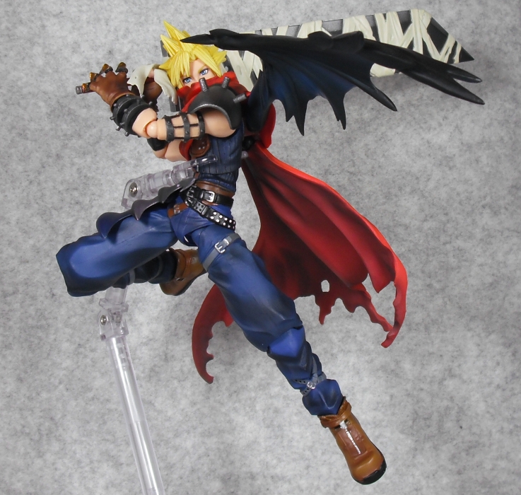 BRING ARTS 「クラウド・ストライフ アナザーフォームVer.」 レビュー