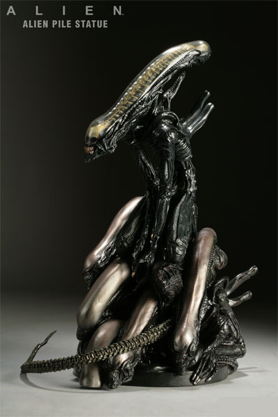 TAKEYA × ONIKI × HOT TOYS！ | 豆blog / 豆ブログ：豆魚雷の