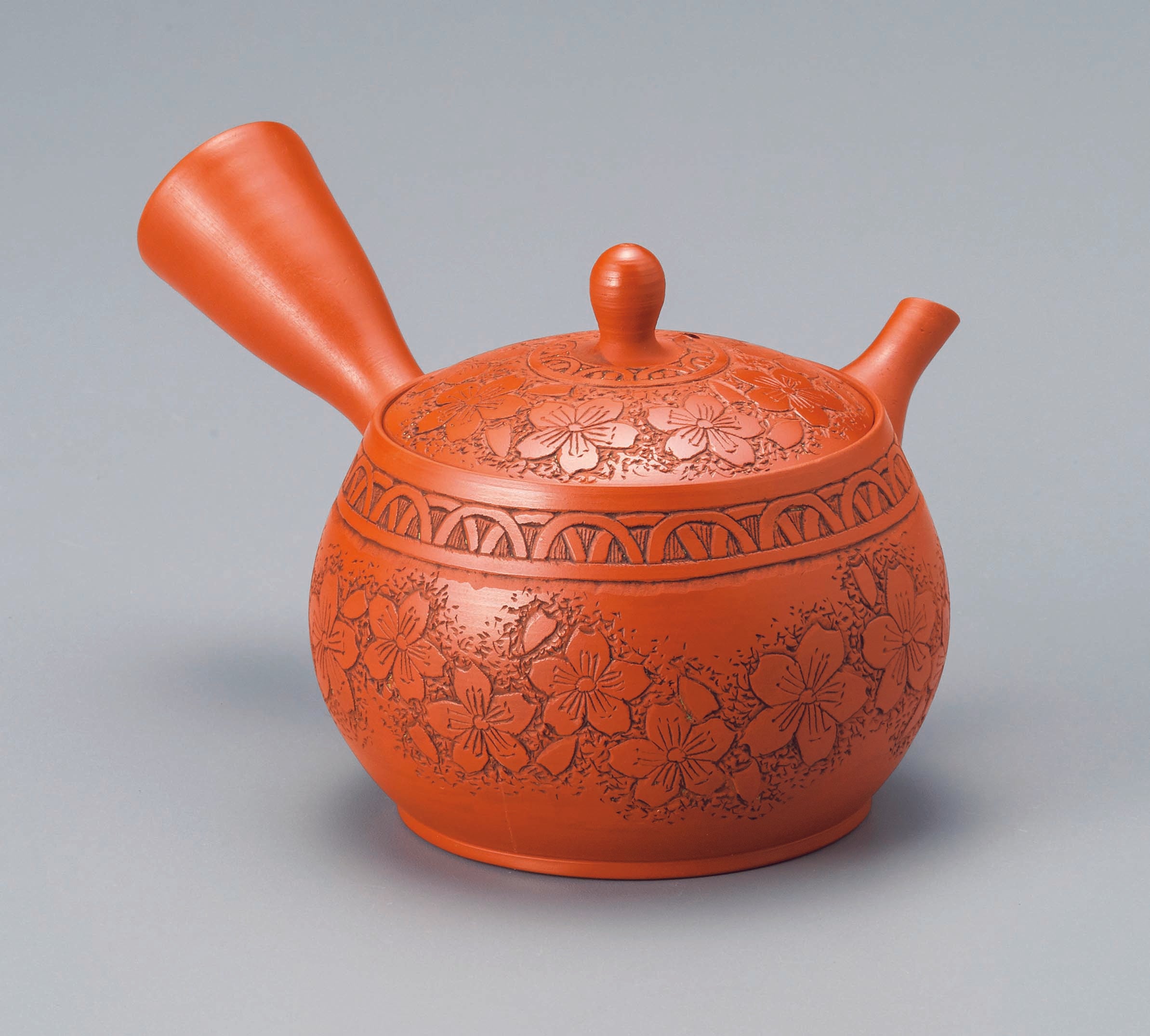 斉山窯 太田恵 作 赤絵 碗 一対｜斉山窯 太田恵 作