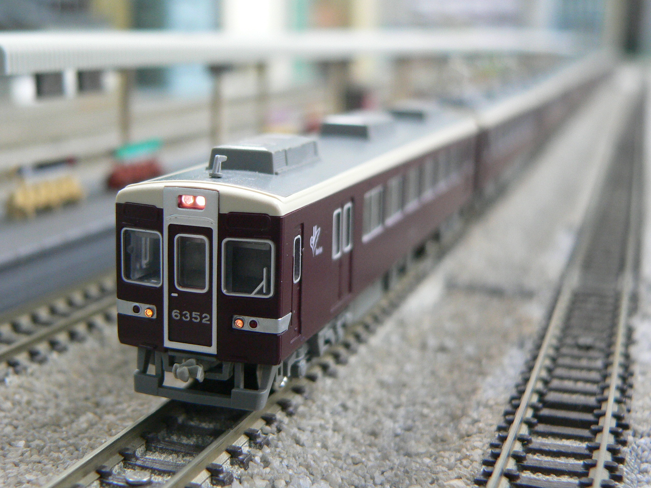 カトーの阪急6300系の標識灯点灯加工済特製品を8両セット