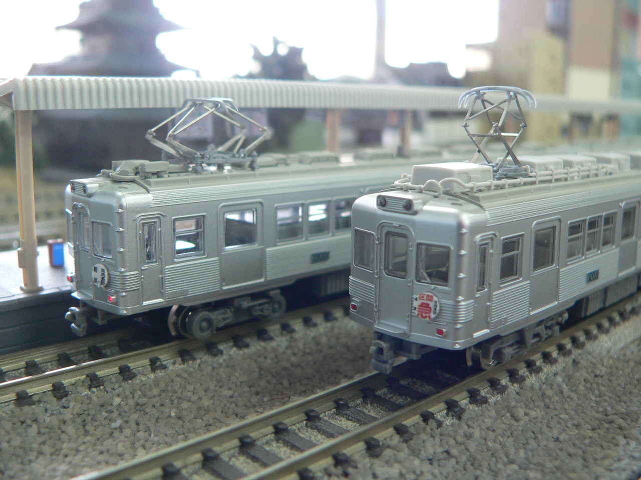 トミーテックの鉄コレ、南海6000系を冷房改造してライトを点灯加工