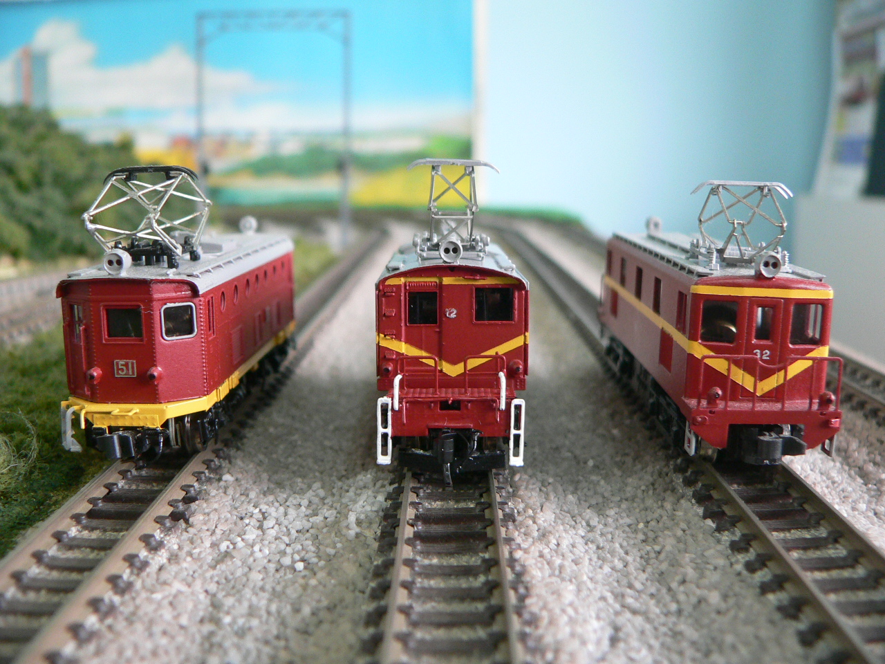 ワールド工芸のイベント限定品、近鉄デ12の特製完成品を31500円