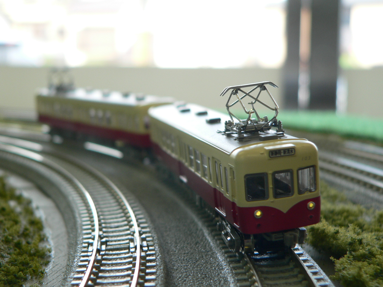 トミーテックの鉄コレ、静岡鉄道クモハ103＋104のライト点灯化特