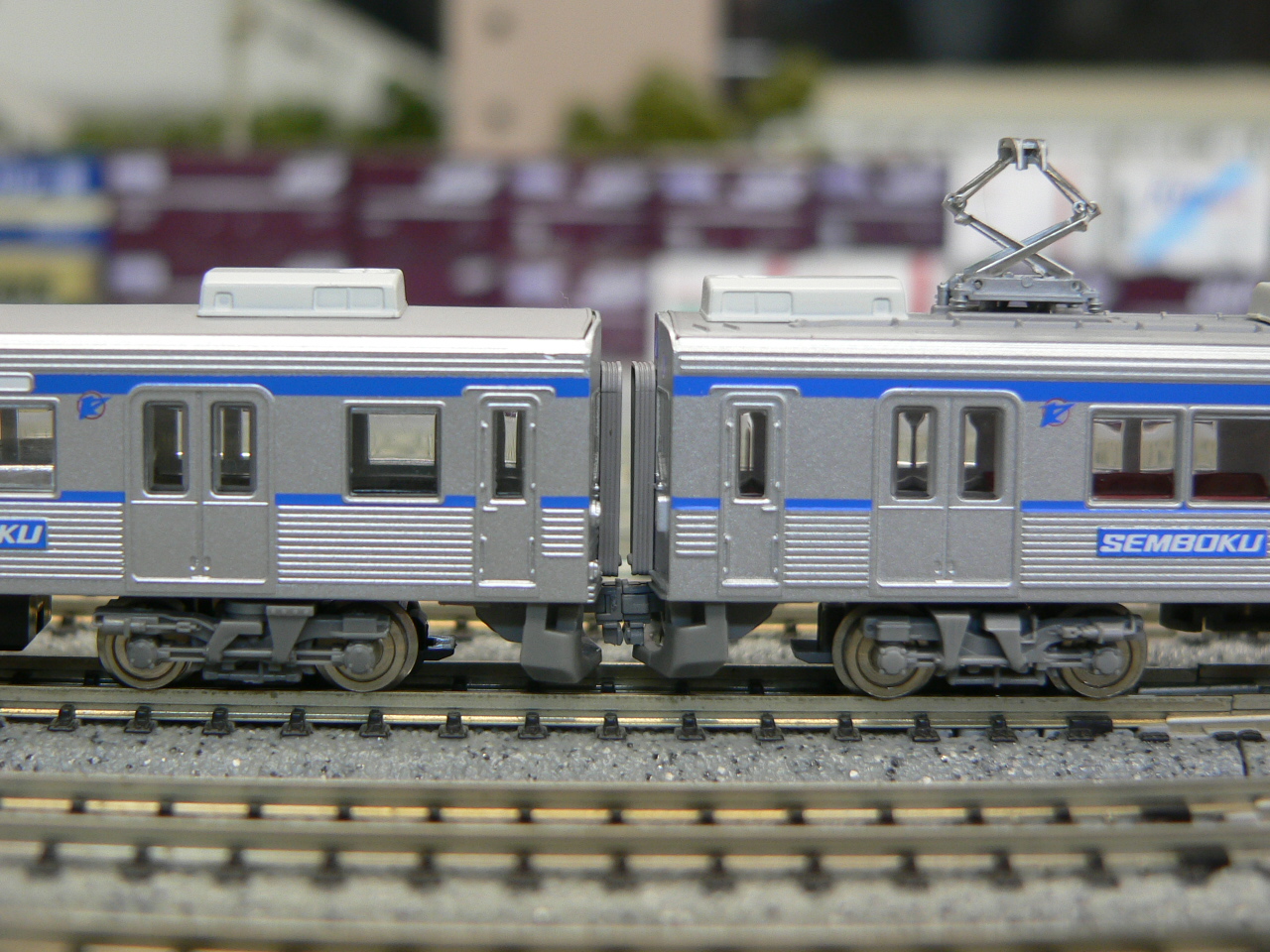 トミーテックの鉄コレ、泉北3000系初期車＆改造車のライト点灯化特