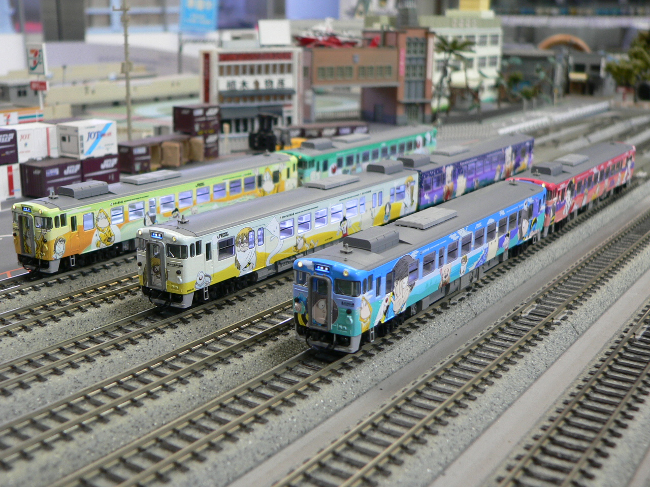 トミックスのキハ40・47、鬼太郎・ねこ娘・砂かけばばあ・こなき