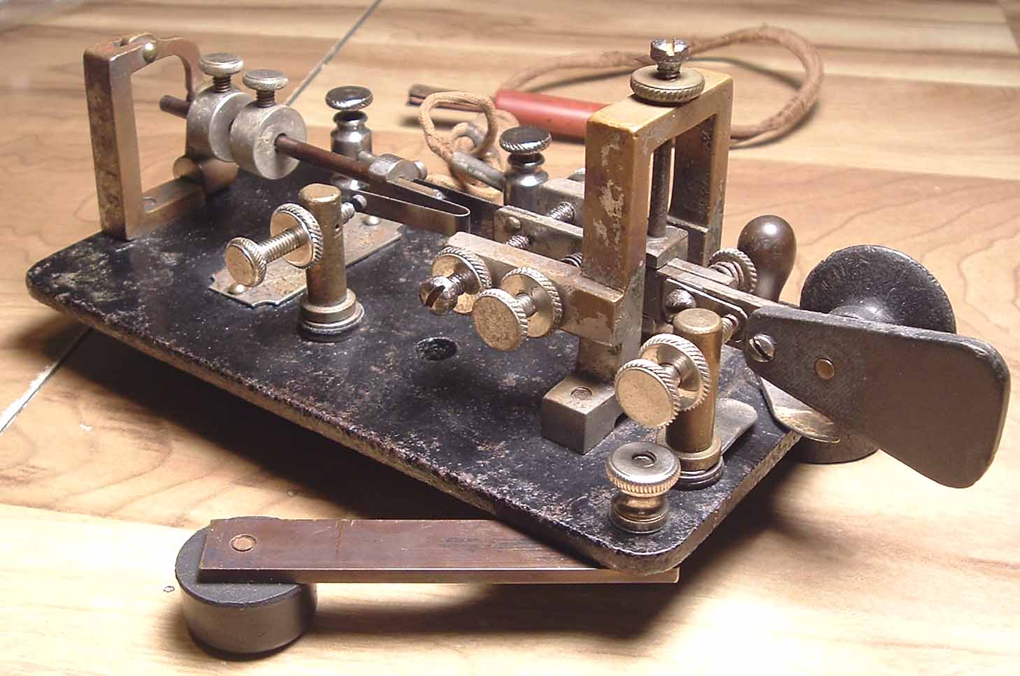 A Lost Dit of Vibroplex History