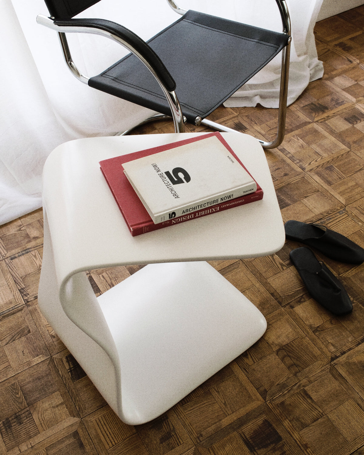 最短翌日配送】C Shaped Side Table サイドテーブル グラスファイバー