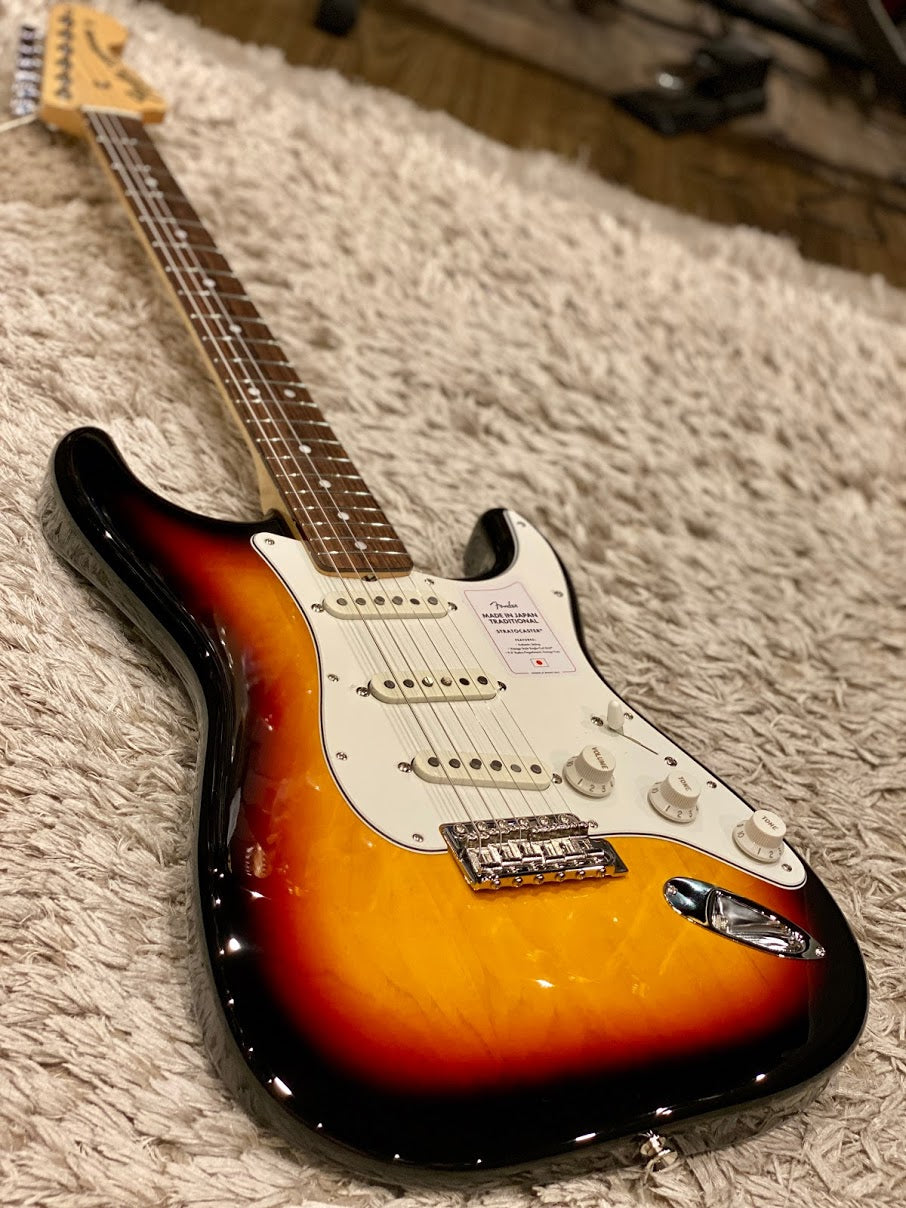 Fender Japan Traditional II Late 60s Stratocaster with Rosewood FB
