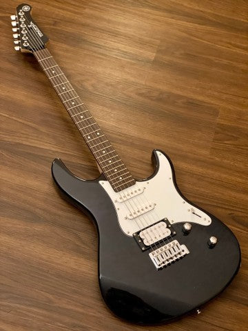 Yamaha Pacifica 212 VQM TBL in Transparent Black – nafiriguitar.com