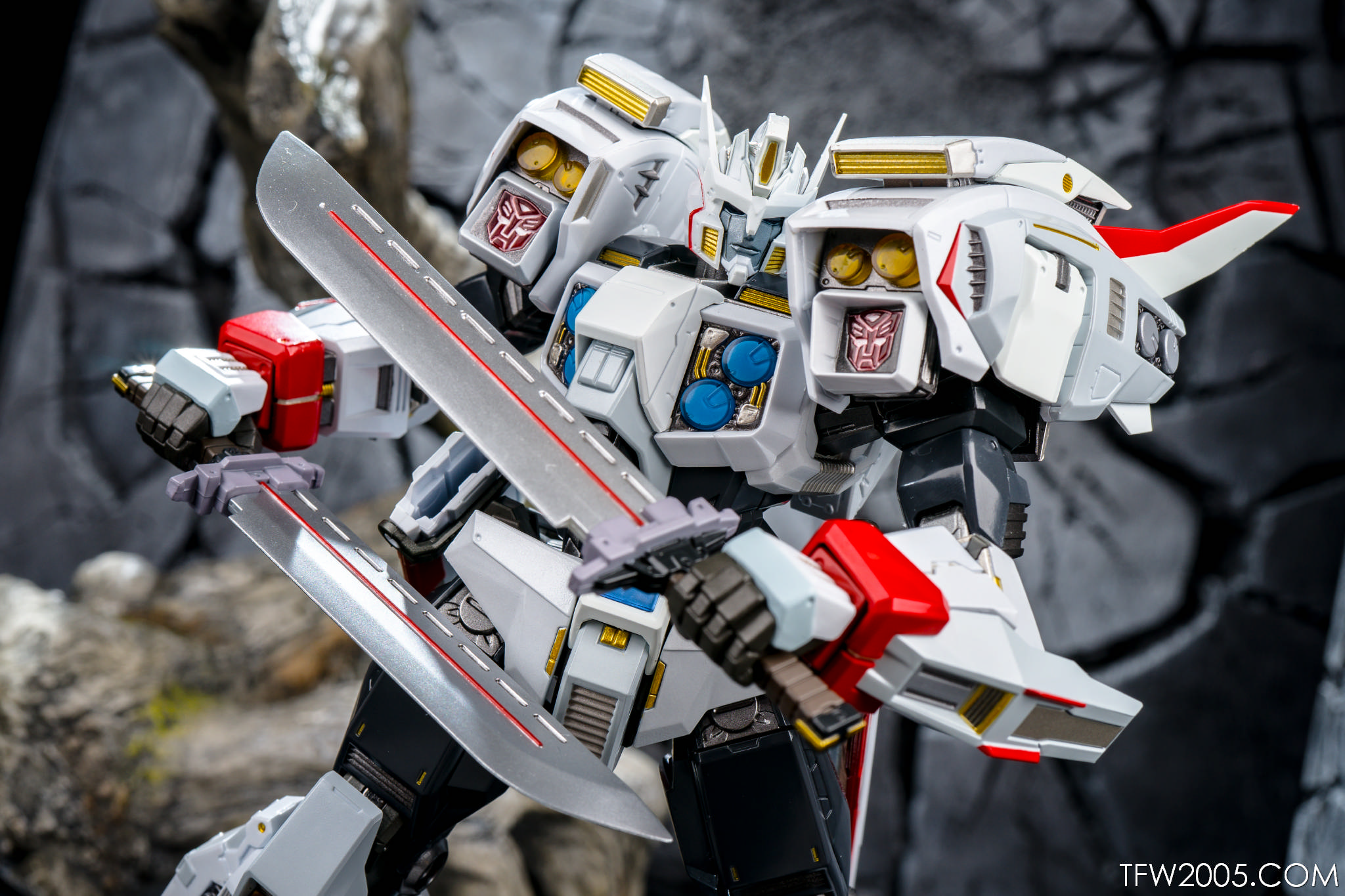 Flame Toys Drift HD Gallery Online! - Transformers News - TFW2005