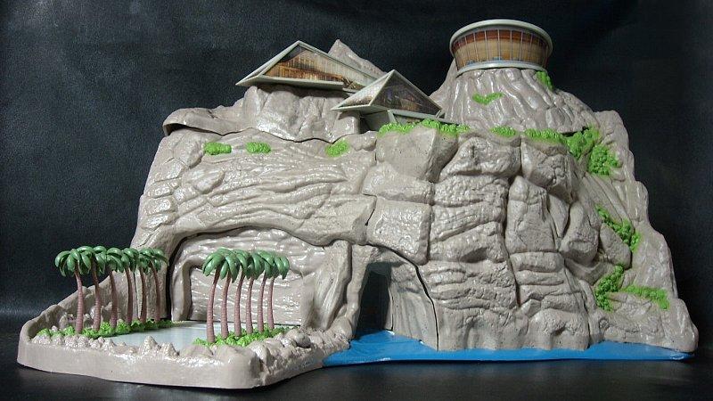 トレーシーアイランド（サンダーバード秘密基地）