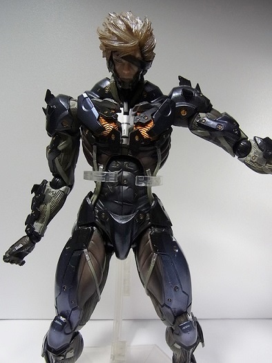レビュー:プレイアーツ改 雷電 (メタルギア ライジングリベンジェンス