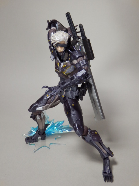 レビュー:リボルテック 雷電(メタルギア ライジングリベンジェンス