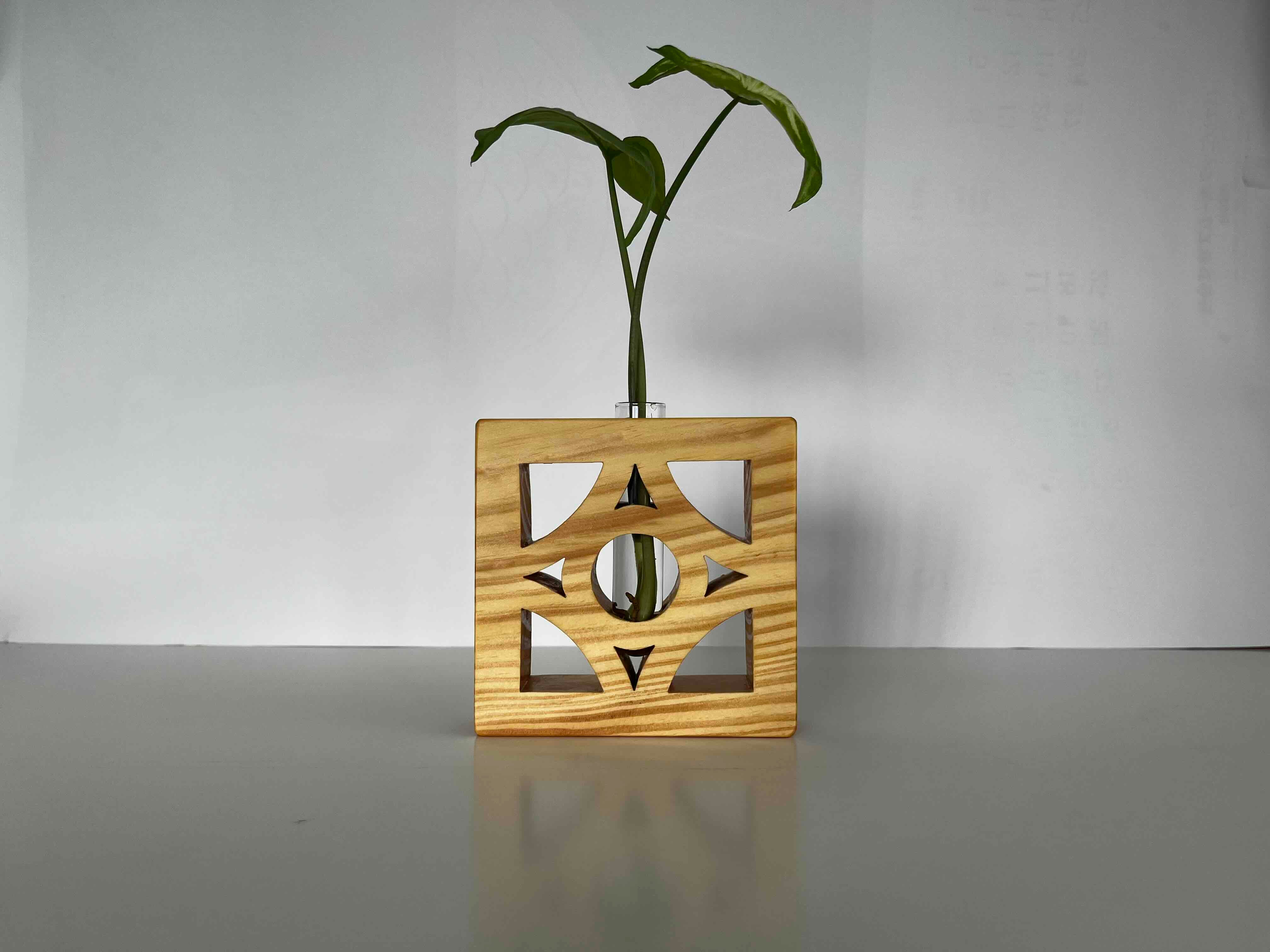 木工房もり～む 』沖縄の木の花ブロック一輪挿し：あなたの生活を