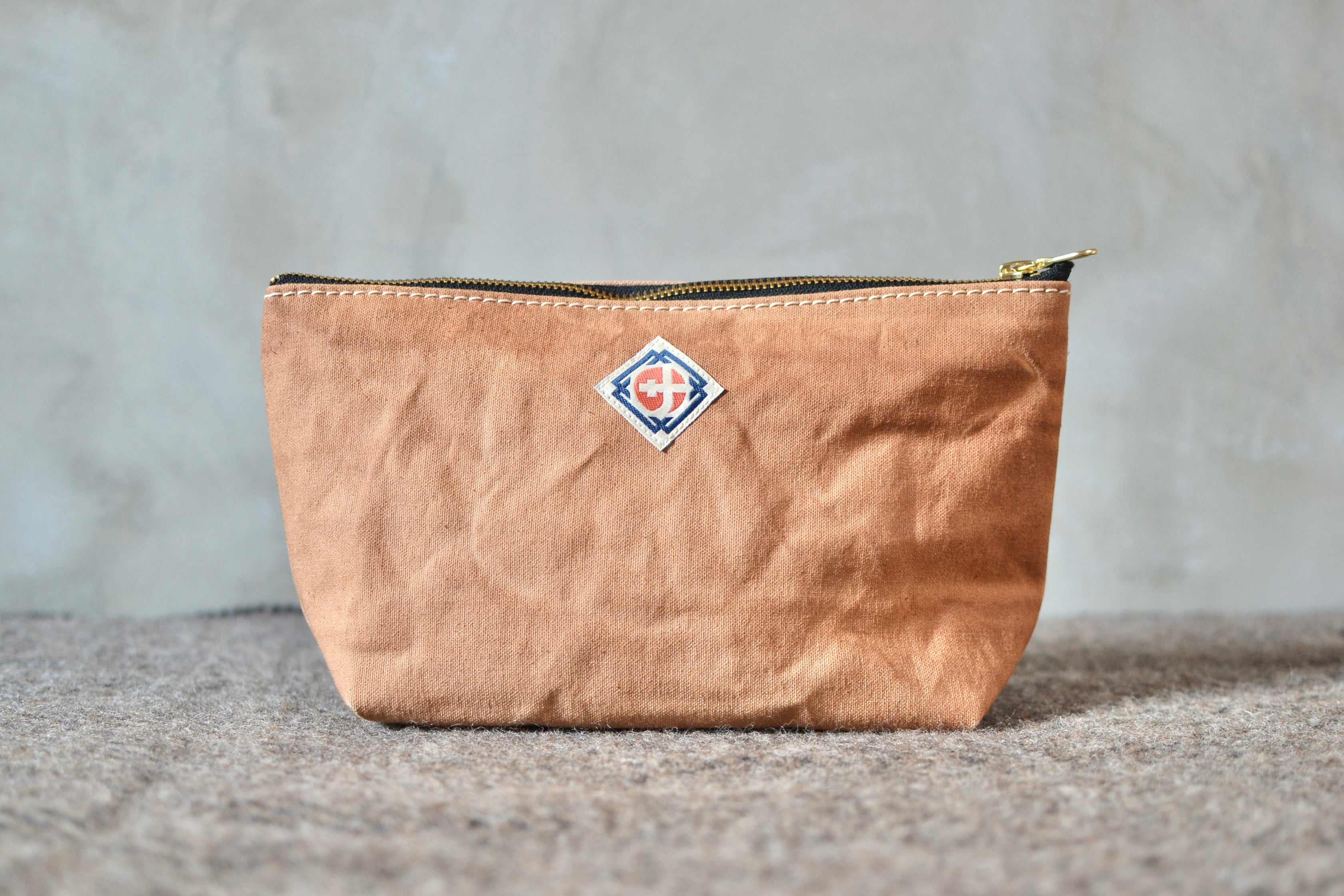 pouch-柿渋染め – あわい商店