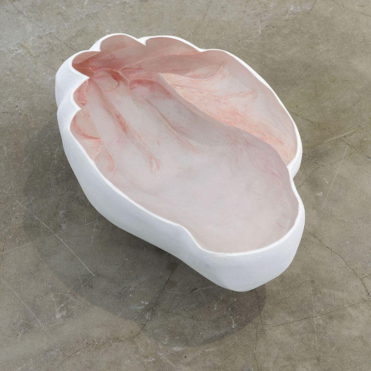 インタビュー】中谷ミチコ : 白昼のマスク / 夜を固める｜アート