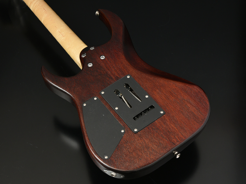 GRACE-FT/M BLK/OIL (Bacchus)