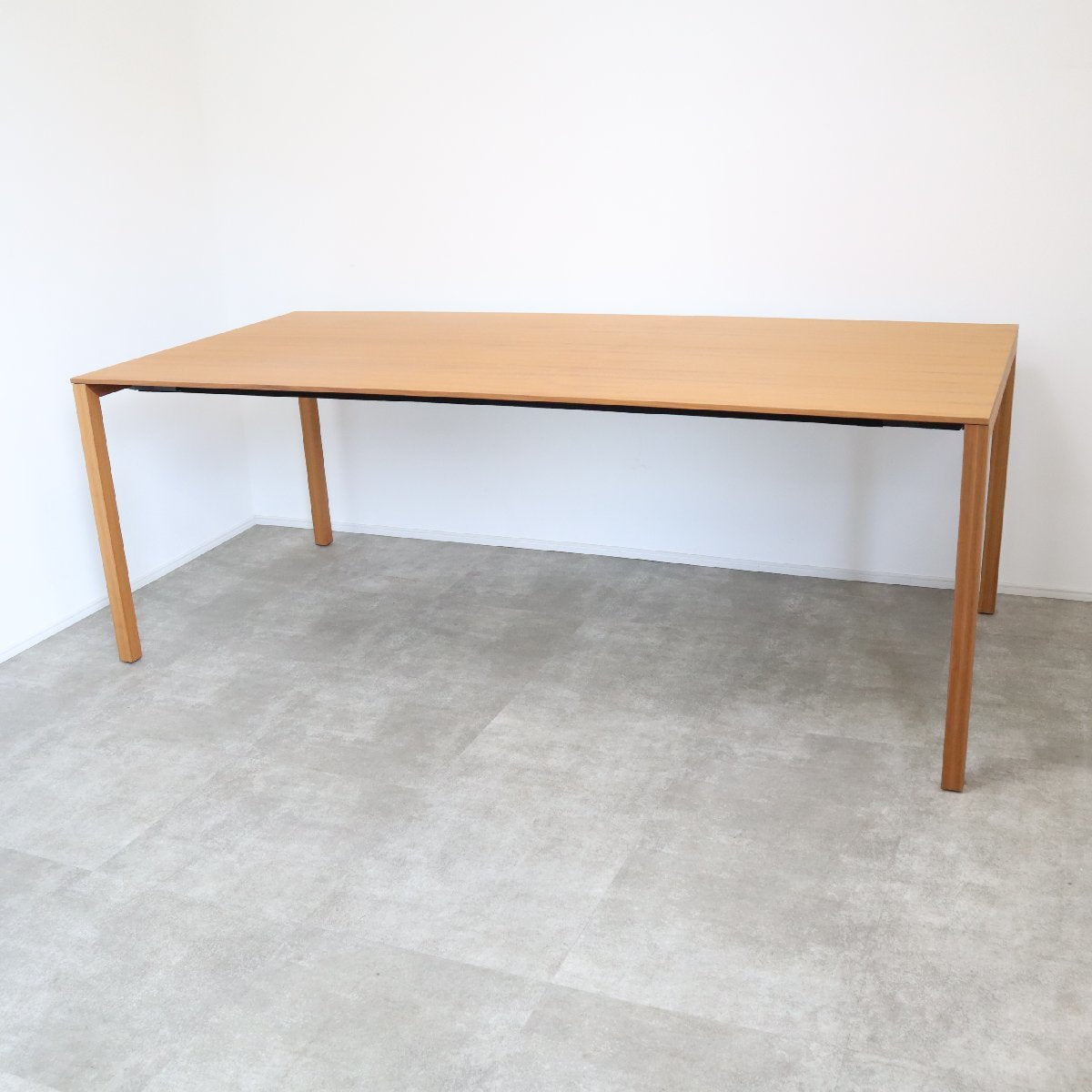 cassina カッシーナ 195 NAANナーン テーブル ダイニングテーブル 伸長