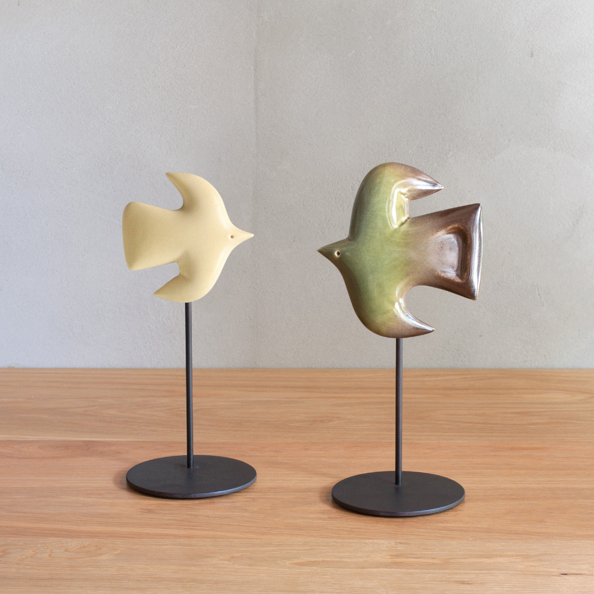 WALL BIRD STAND – BIRDS' WORDS