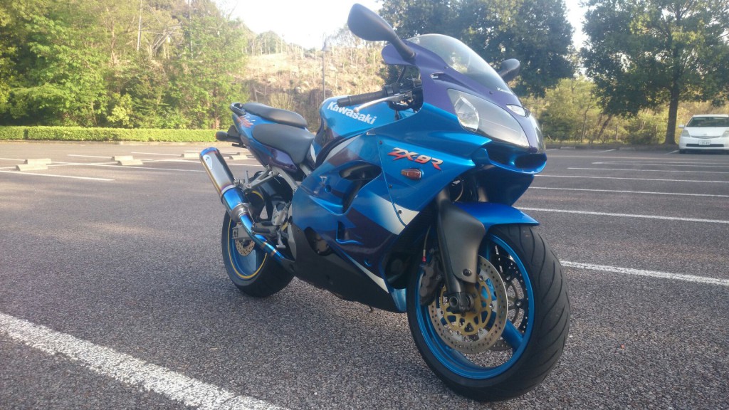 カワサキ ZX-9R 900｜愛知県のレンタルバイクなら岡崎市「BLOOM