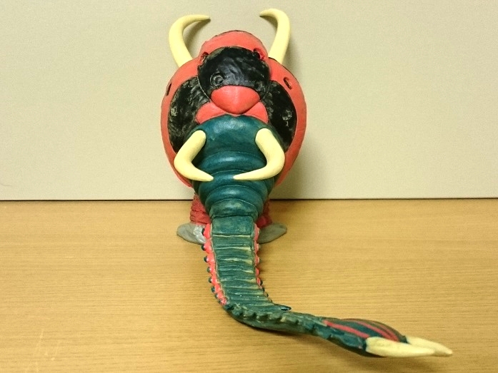 ウルトラマン最終回特集！「HG原色ウルトラ怪獣大百科その5 最終回