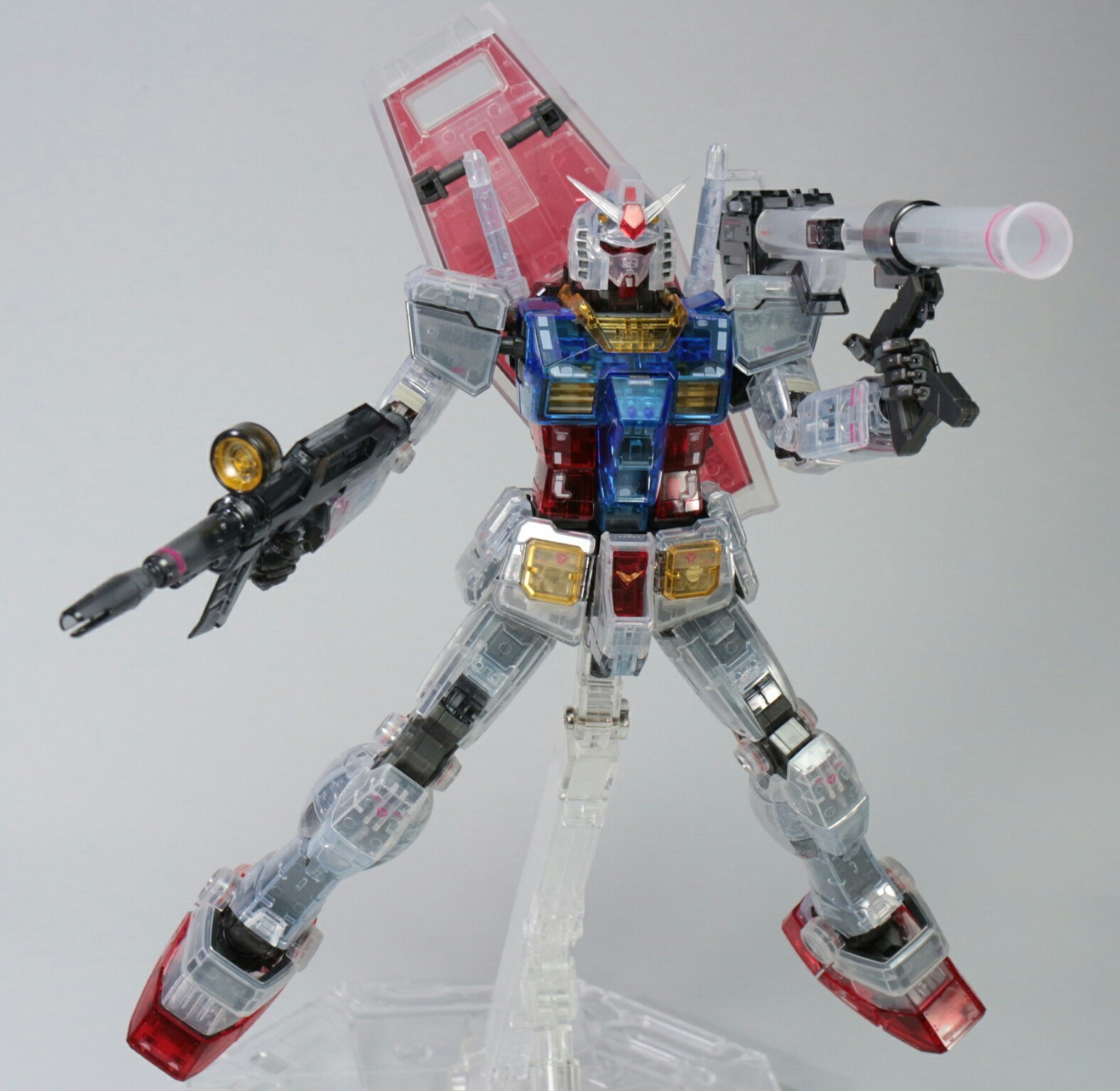 MG 1/100 ガンダムベース限定 RX-78-2 ガンダムVer.3.0 [クリアカラー