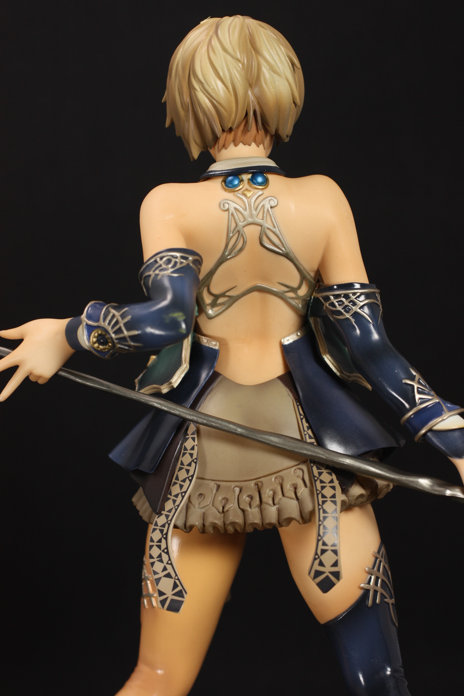 リネージュⅡ」ヒューマン メイジ 1/8スケール PVC塗装済み完成品