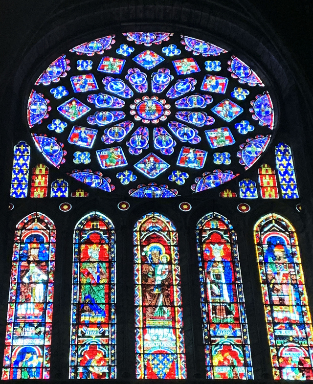 シャルトルのノートルダム大聖堂 -13 :: 「みきBLOG」 ステンドグラス