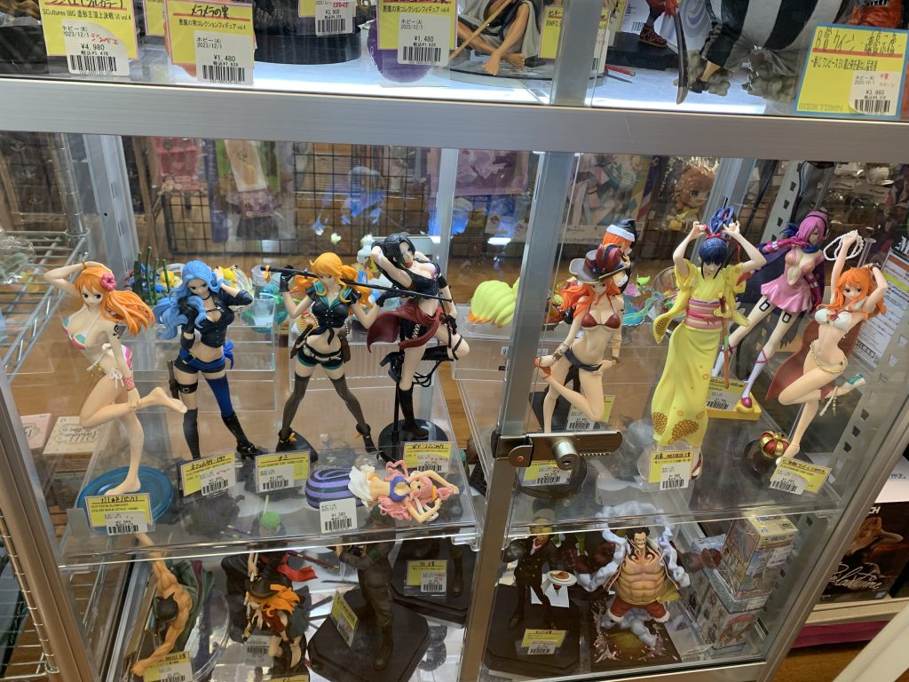 ワンピース、本体のみショーケース完成！ | トレカ、マンガ