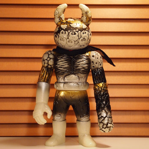 リアルヘッド × UAMOU リアルウアモウ - エスムスザイン es muss sein