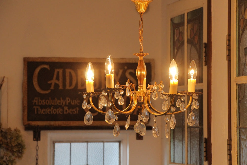 お部屋のイメージチェンジに！5灯シャンデリア フランスアンティーク