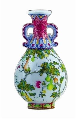 清乾隆珐琅彩双耳瓶赏析_鉴藏知识_新浪收藏_新浪网