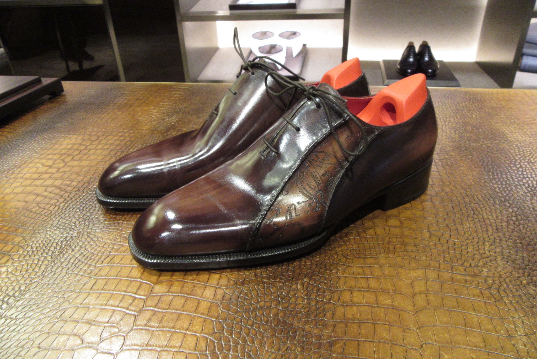 Vol.3＞仕上がり、フィッティング(ベルルッティ青山本店) | | 紳士の