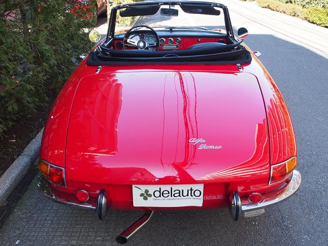 アルファロメオ 1600 スパイダー デュエット 左H MT 【デルオート】