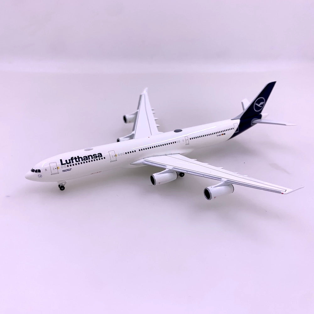 Lufthansa A340-300 Reg no. Phoenix 1:400 – Diecastbird Plane Model