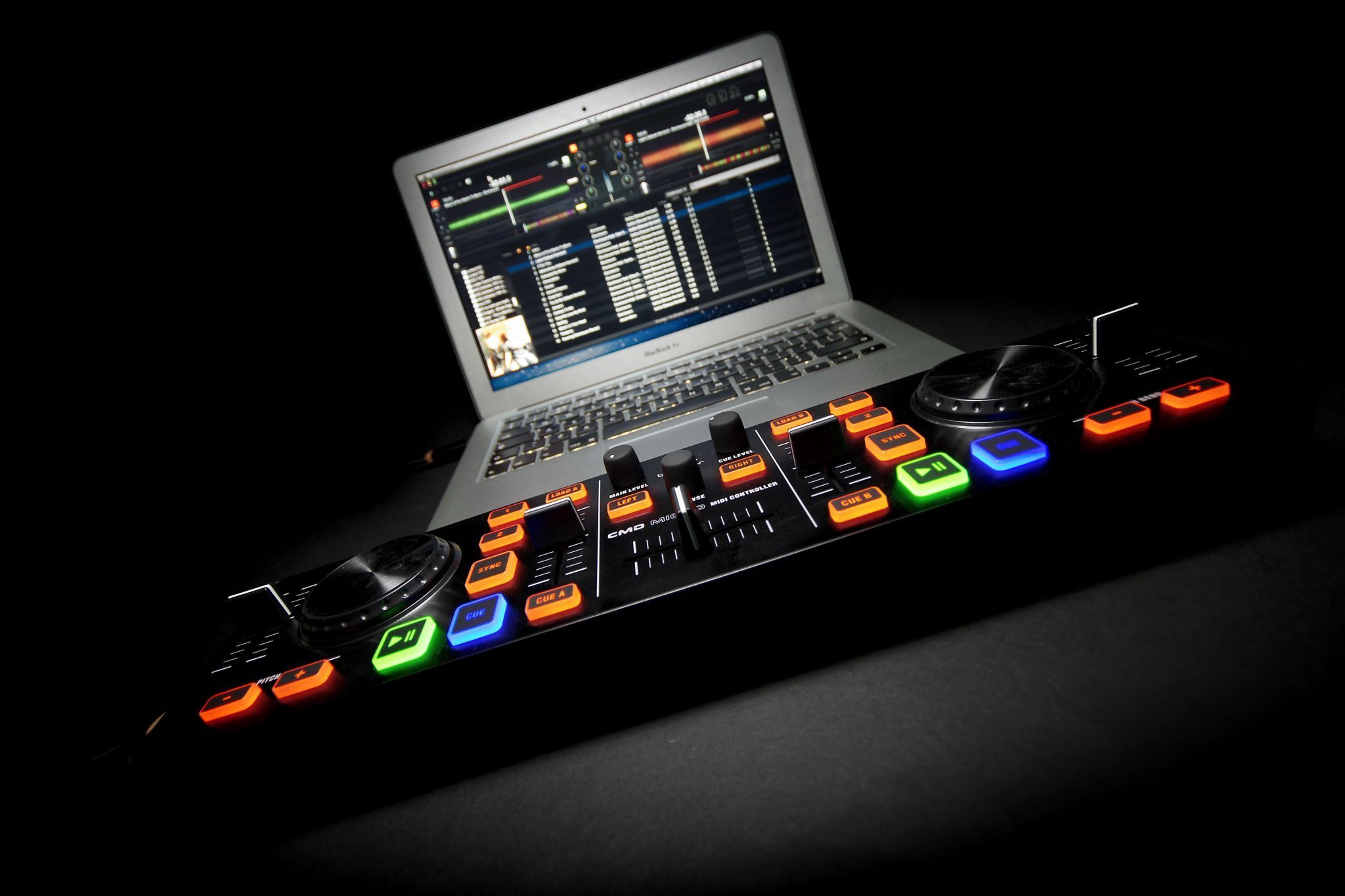REVIEW: Behringer CMD Micro DJ Controller – DJWORX