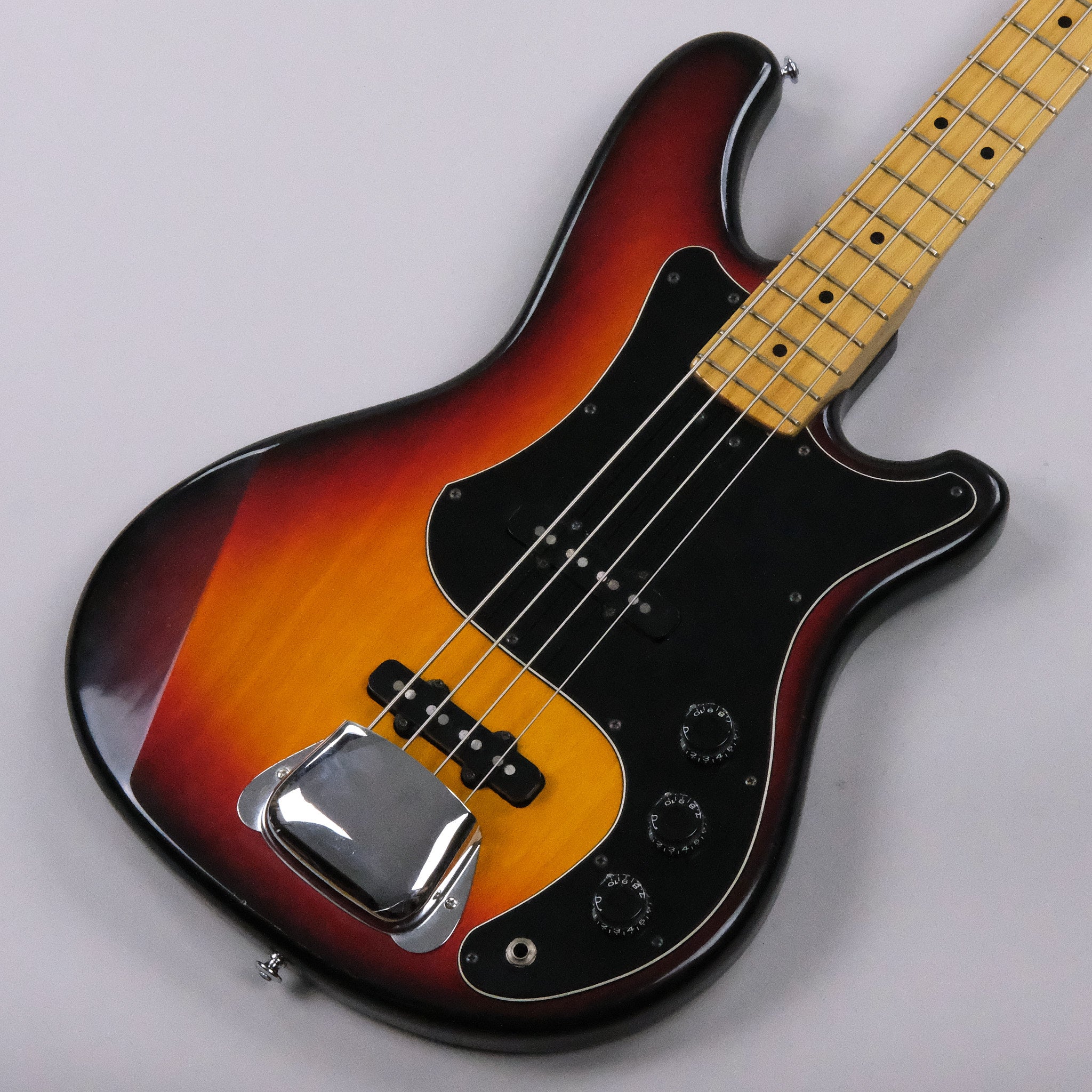 c1970s Yamaha Super Bass 600 (Made in Japan, Sunburst) *