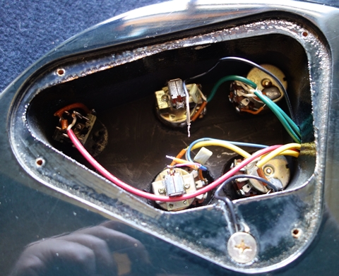 YAMAHA SG-1000の配線写真: かはほり