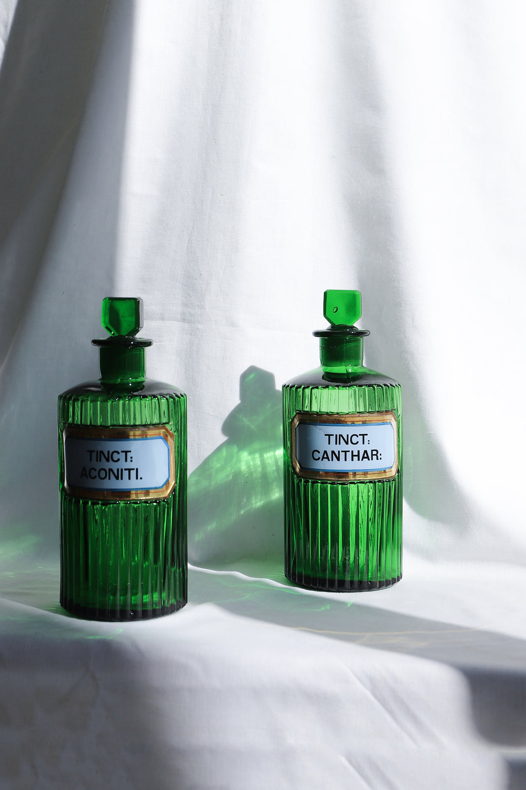 軍艦ビール 空瓶 GunkanBeer 緑色ガラス1000ml アンティーク 軍艦