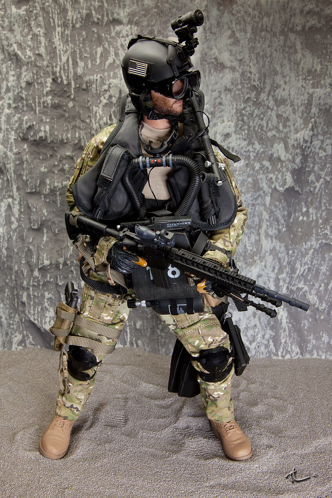 U.S.NAVY SEAL RECON DIVER 1:6 | DiecastXchange Forum
