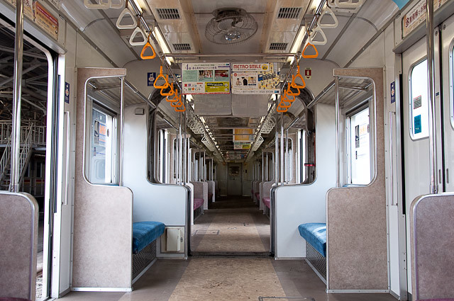 インドネシアで東京メトロ千代田線6000系6106Fと6112Fと再会。 – 回送電車