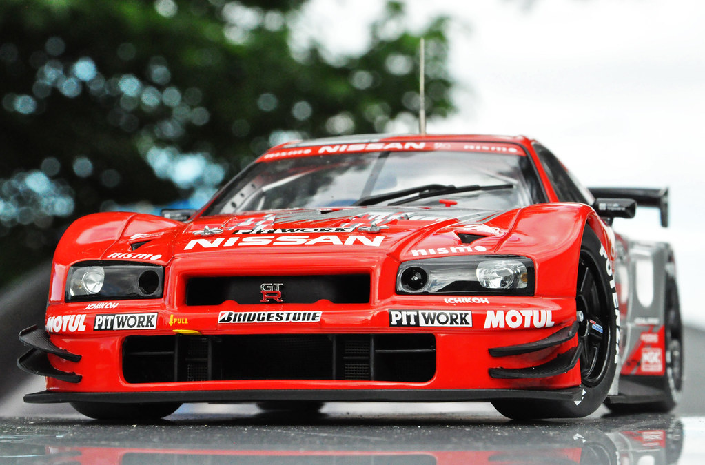 AUTOart 2003 JGTC Nissan R34 'Motul' | DiecastXchange Forum