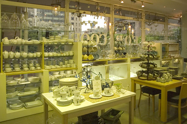 フォブ・コープ 青山店（F.O.B COOP Aoyama）【東京インテリア