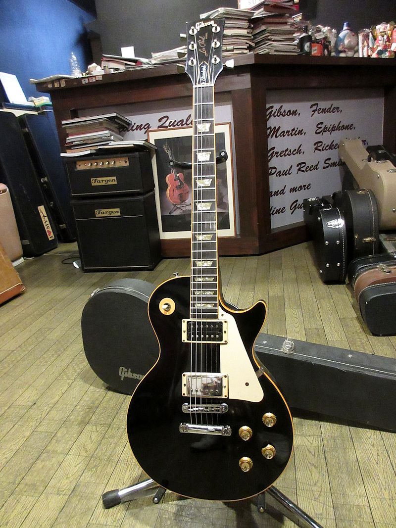 1977 Gibson Les Paul Standard Black - ヴィンテージギター買取り