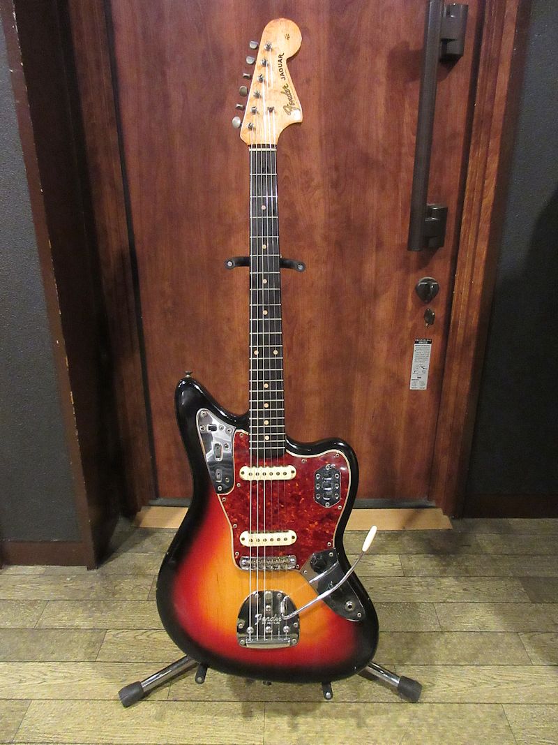 1962 Fender Jaguar Sunburst/SLAB - ヴィンテージギター買取り・販売