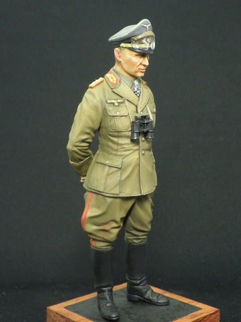 1/16 ドイツ将軍 エルヴィン・ロンメル: 幻影画廊への扉