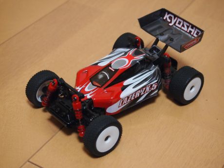 ミニッツバギー】 LAZER ZX-5: ロボット始めました。