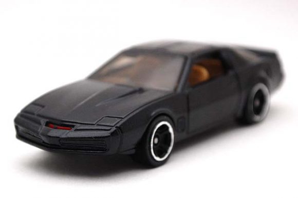 KNIGHT RIDER K.I.T.T.のレビュー。インテリアにも注目したい劇中車