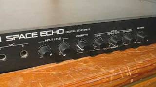 ROLAND RE-3 digital space echo - YouTube