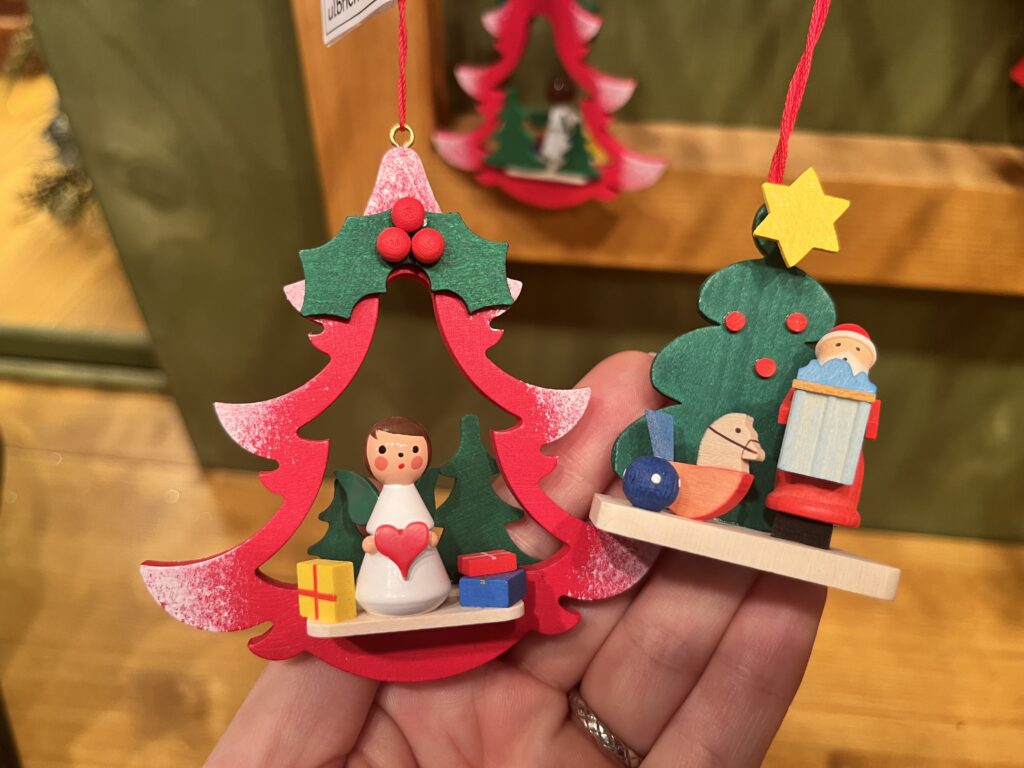 ドイツのクリスマスマーケットで見つけた /グラウプナー のクリスマス